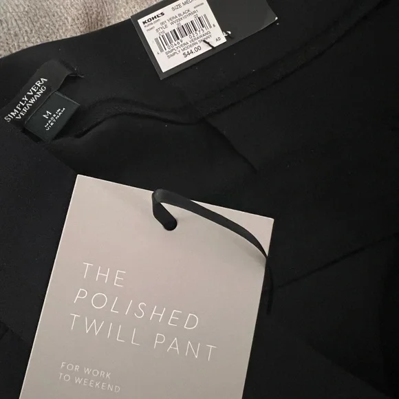 Simply Vera Vera Wang Pintuck Slim Straight Pants. Size Medium Black - Picture 7 of 9